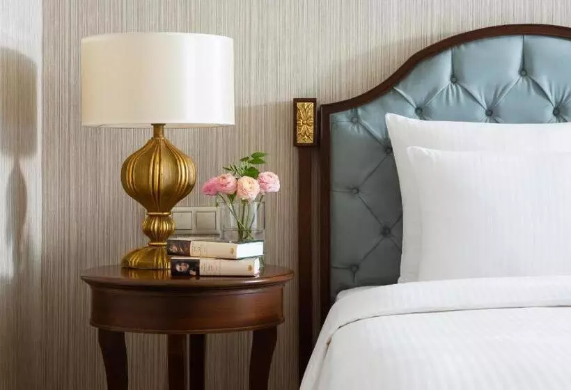 اتاق لوکس با چشم‌انداز شهر, Rixos Almaty