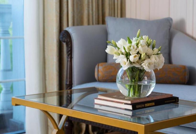 اتاق دلوکس با چشمانداز پارک, Rixos Almaty