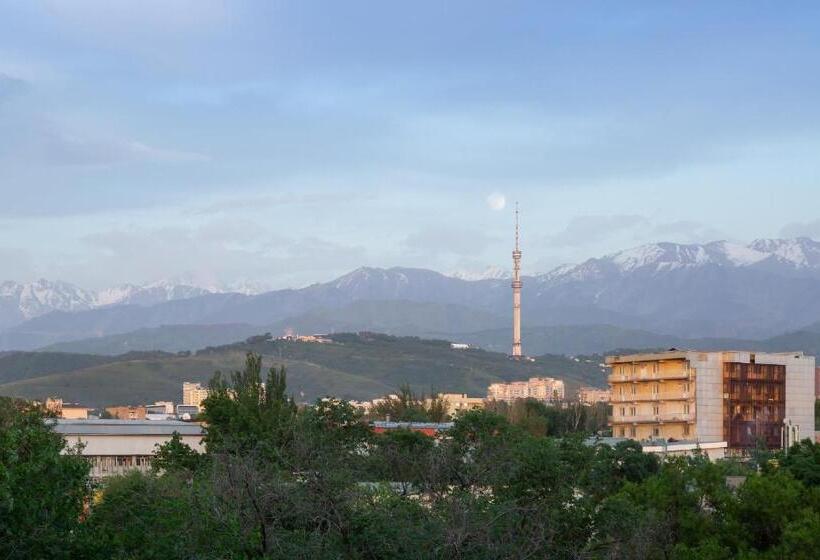 سوییت لوکس, Rixos Almaty