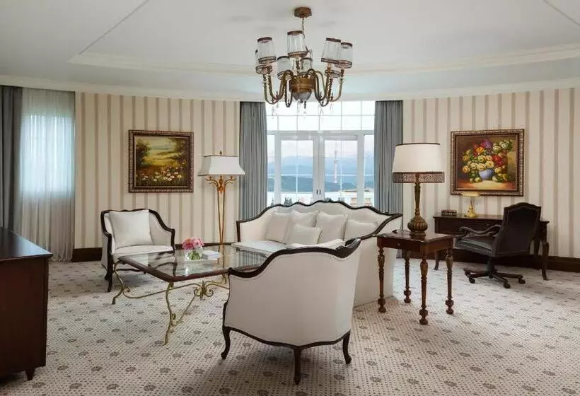 سوییت اجرایی, Rixos Almaty