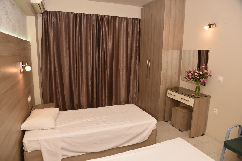 스탠다드 스튜디오, Rose Hotel Faliraki