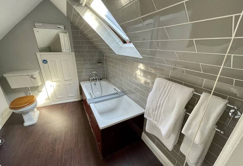 Номер Superior, The Abbey