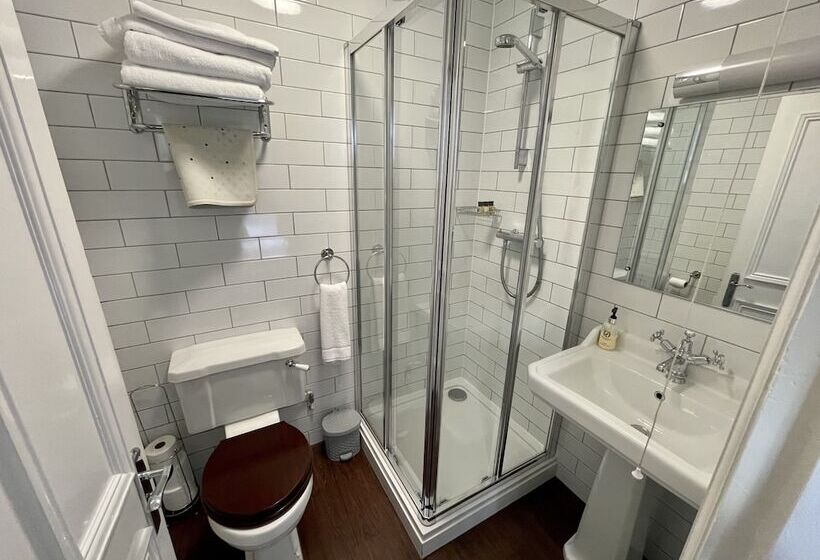 غرفة قياسية, The Abbey