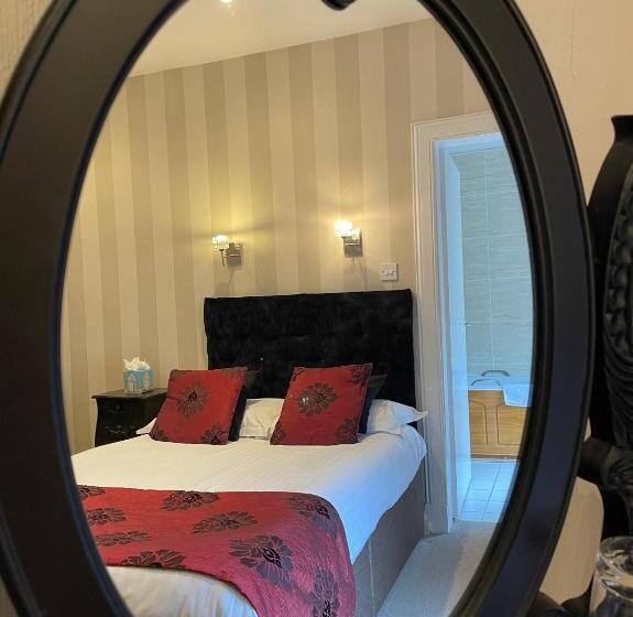 基本间, The Original Rosslyn Inn