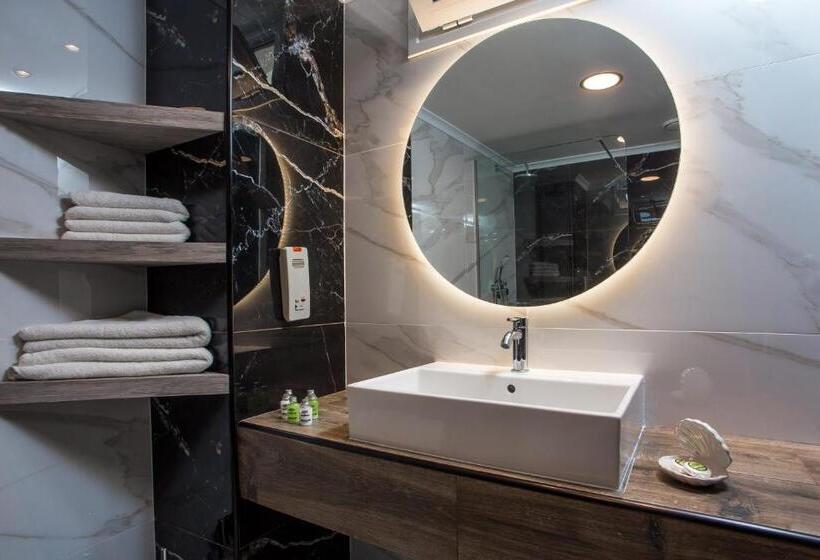 غرفة ديلوكس مطلّة علي البحر, Lindos White Hotel & Suites