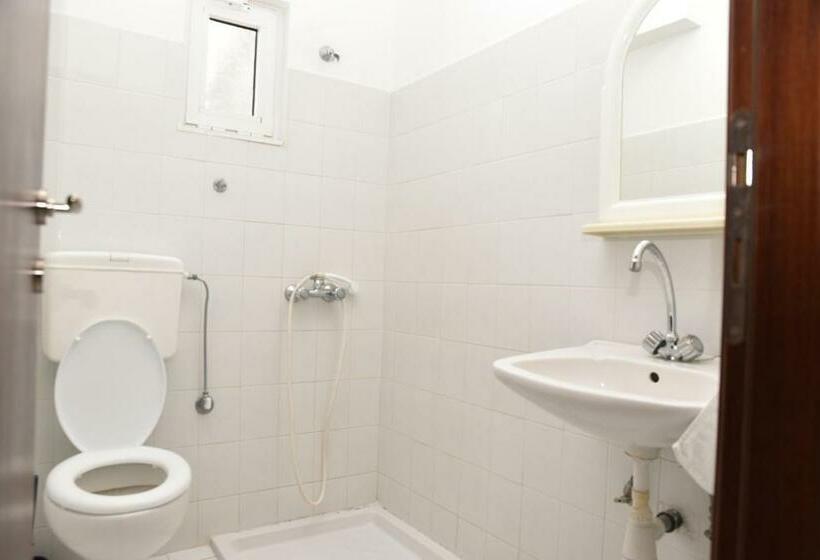 스탠다드 스튜디오 풀장 전망, Rose Hotel Faliraki