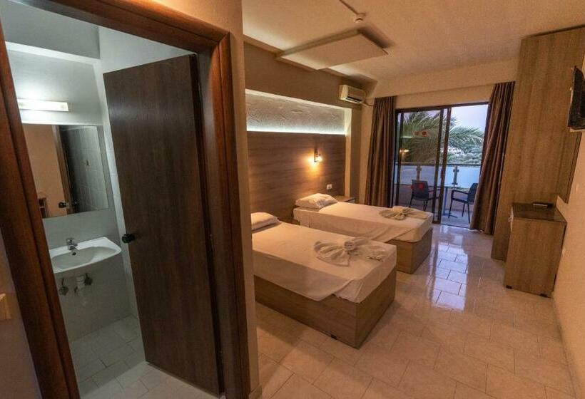 스탠다드 스튜디오 풀장 전망, Rose Hotel Faliraki