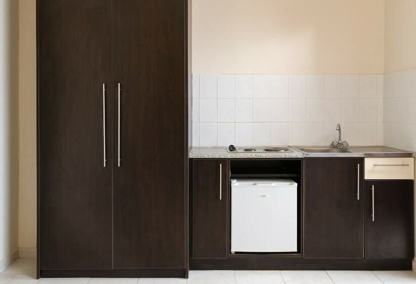 스탠다드 스튜디오 풀장 전망, Rose Hotel Faliraki