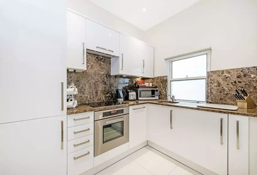 1ベッドルームのスーペリアアパートメント, 130 Queen S Gate Apartments
