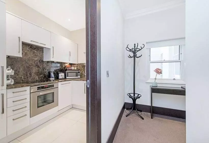 1ベッドルームのスーペリアアパートメント, 130 Queen S Gate Apartments