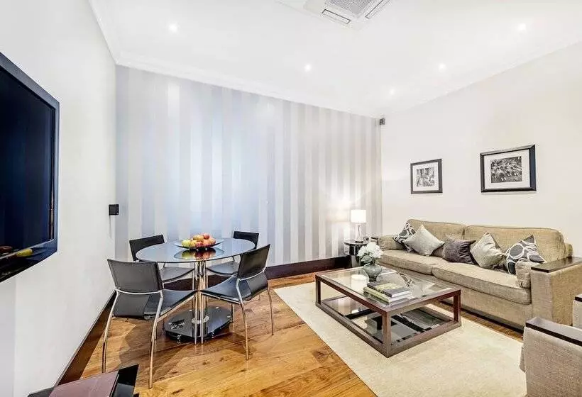 2ベッドルームアパートメント, 130 Queen S Gate Apartments
