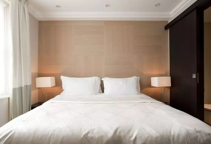 2ベッドルームデラックスアパートメント, 130 Queen S Gate Apartments