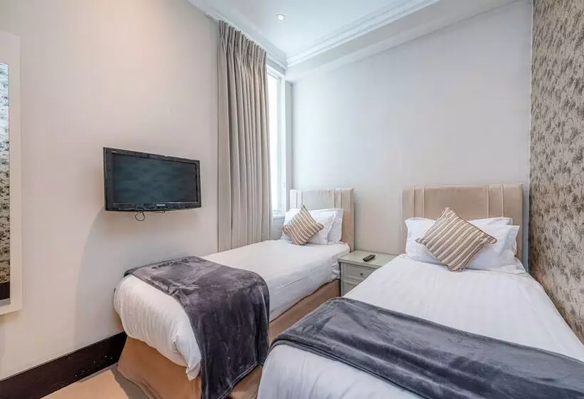 2ベッドルームデラックスアパートメント, 130 Queen S Gate Apartments