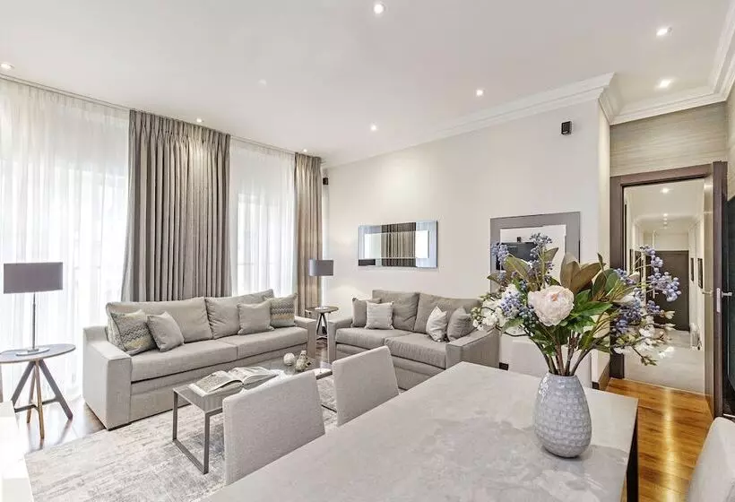 3ベッドルームのデラックスアパートメント, 130 Queen S Gate Apartments