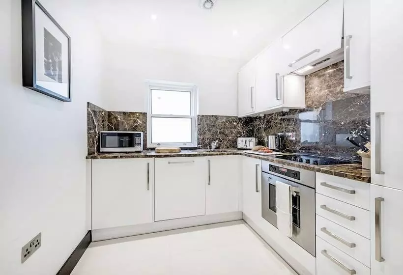 2ベッドルームのスーペリアアパートメント, 130 Queen S Gate Apartments