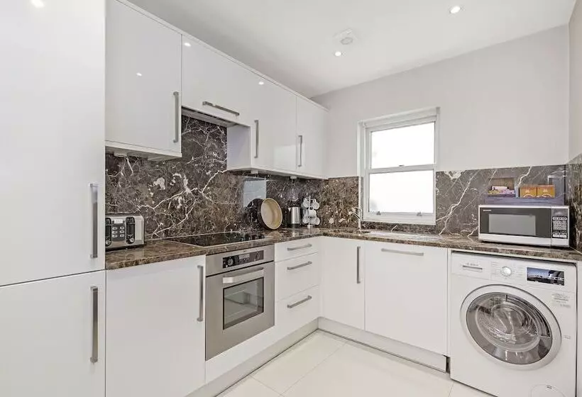 3ベッドルームのスーペリアアパートメント, 130 Queen S Gate Apartments