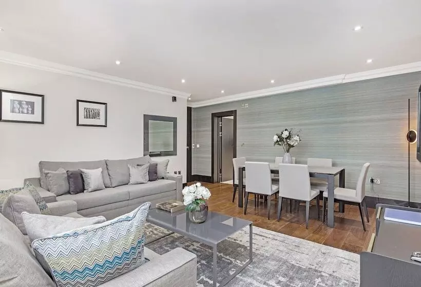 3ベッドルームのスーペリアアパートメント, 130 Queen S Gate Apartments