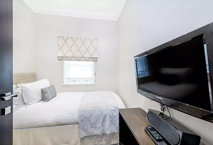 エクゼクティブアパートメントの3ベッドルーム, 130 Queen S Gate Apartments