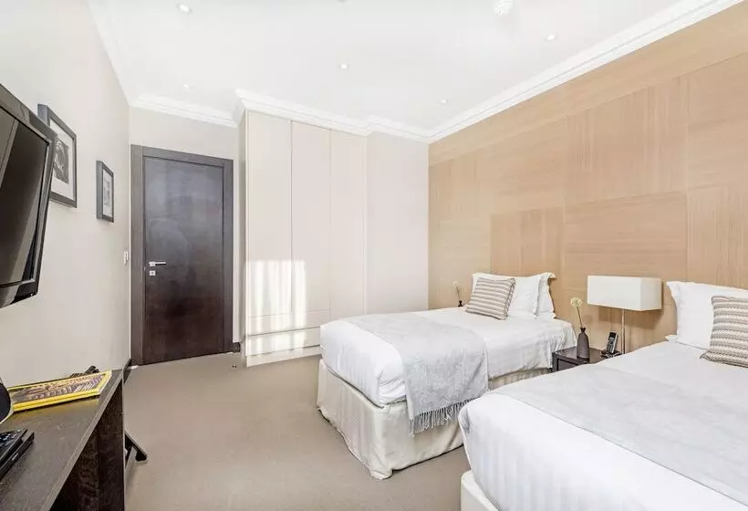 エクゼクティブアパートメントの3ベッドルーム, 130 Queen S Gate Apartments