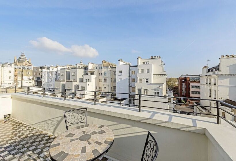 Апартаменты Ejecutiva 3 Спальни, 130 Queen S Gate Apartments
