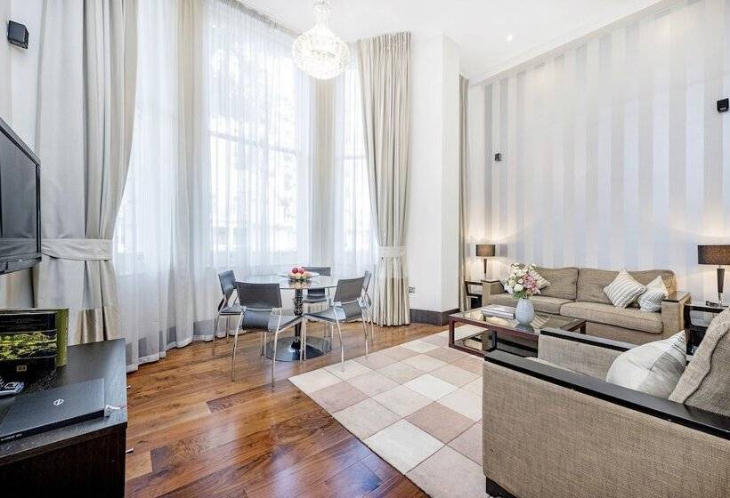 Апартаменты Deluxe 2 Спальни, 130 Queen S Gate Apartments