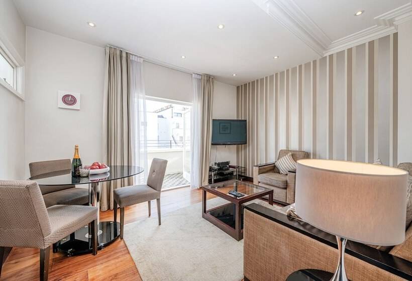 Апартаменты Superior 2 Спальни, 130 Queen S Gate Apartments
