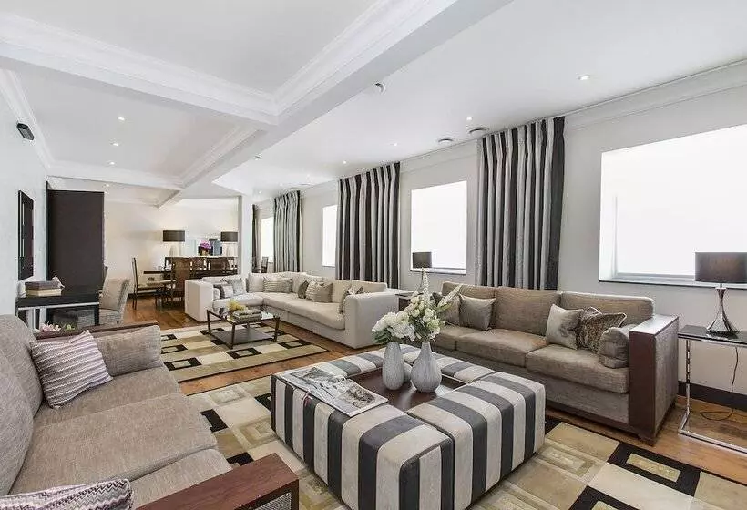 1ベッドルームペントハウスアパート, 130 Queen S Gate Apartments