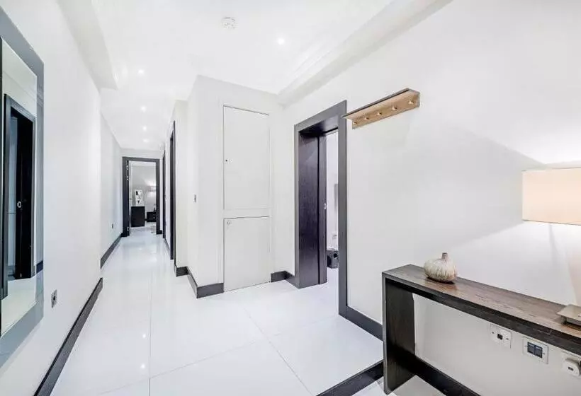 1ベッドルームアパートメント, 130 Queen S Gate Apartments