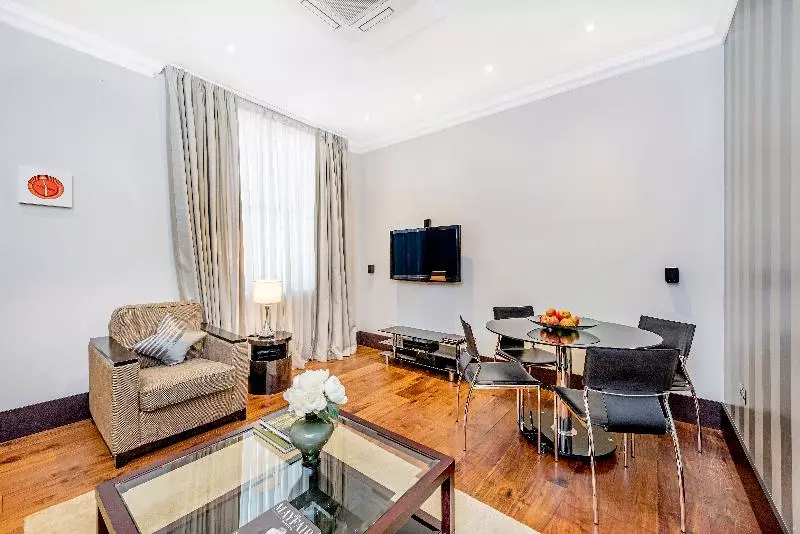 2ベッドルームアパートメント, 130 Queen S Gate Apartments