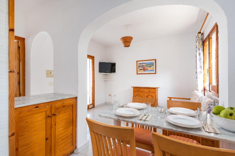 Апартаменты 3 Спальни, 130 Queen S Gate Apartments
