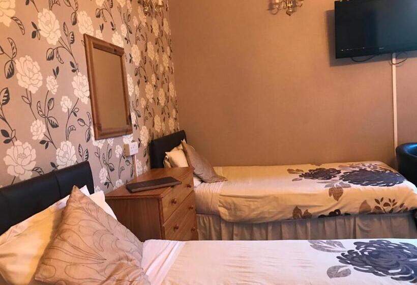 家庭间, Bowman Lodge