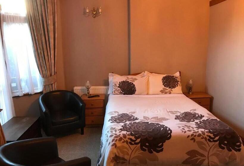 家庭间, Bowman Lodge