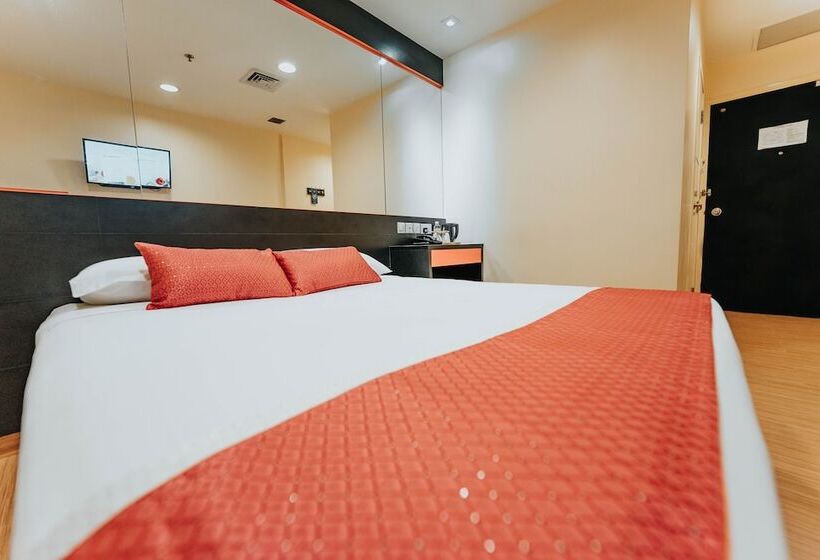 اتاق لوکس, 81 Heritage