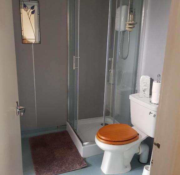 غرفة كلاسيكية ثلاثية, Cedar Villa Guest House