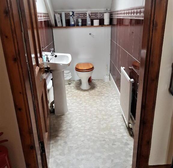 Номер Стандарт Совместная Ванная, Cedar Villa Guest House