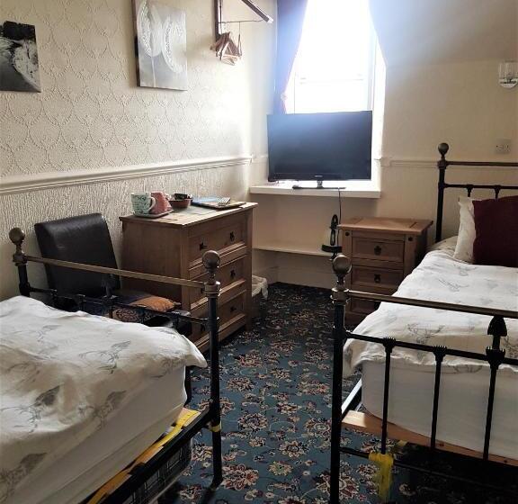 غرفة قياسية حمام مشترك, Cedar Villa Guest House