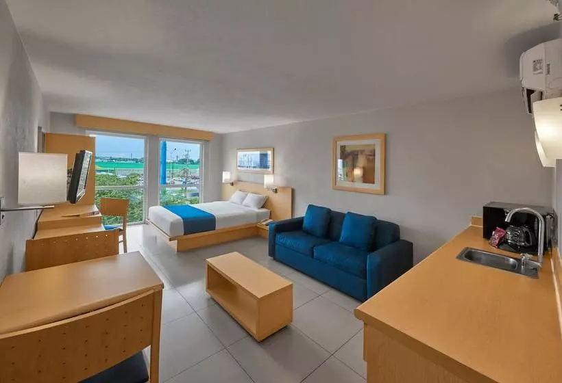 スイート, City Express By Marriott Minatitlán