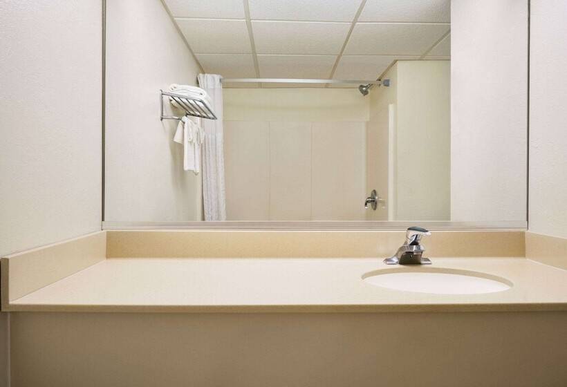 장애인을 위한 스위트, Sands Motel