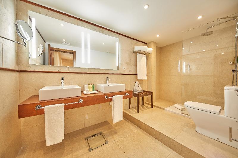 اتاق استاندارد, Ibis Dakar