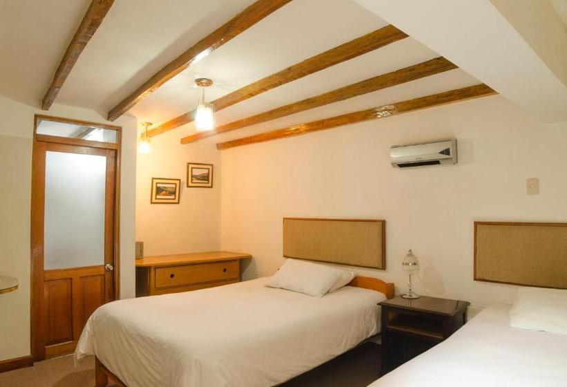 Standard Szoba, Los Aticos B&b With Coworking