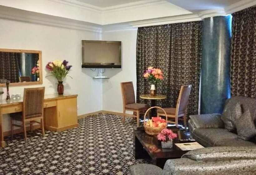 سوییت اجرایی, Phoenicia Tower