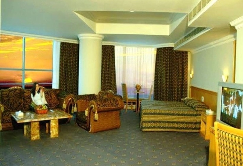 سوییت اجرایی, Phoenicia Tower
