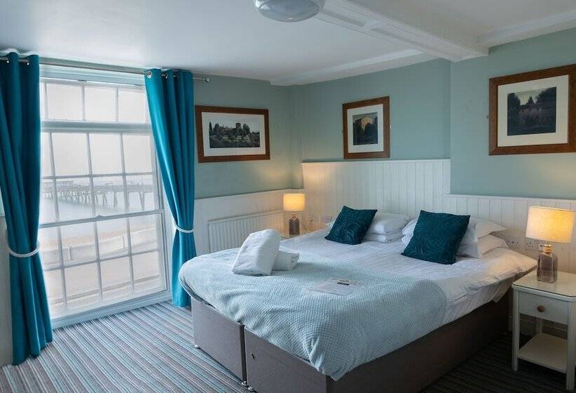 اتاق استاندارد با چشم‌انداز دریا, The Clarendon