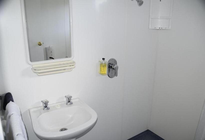 Апартаменты 1 Спальня с Балконом, Judges Pool Motel Turangi