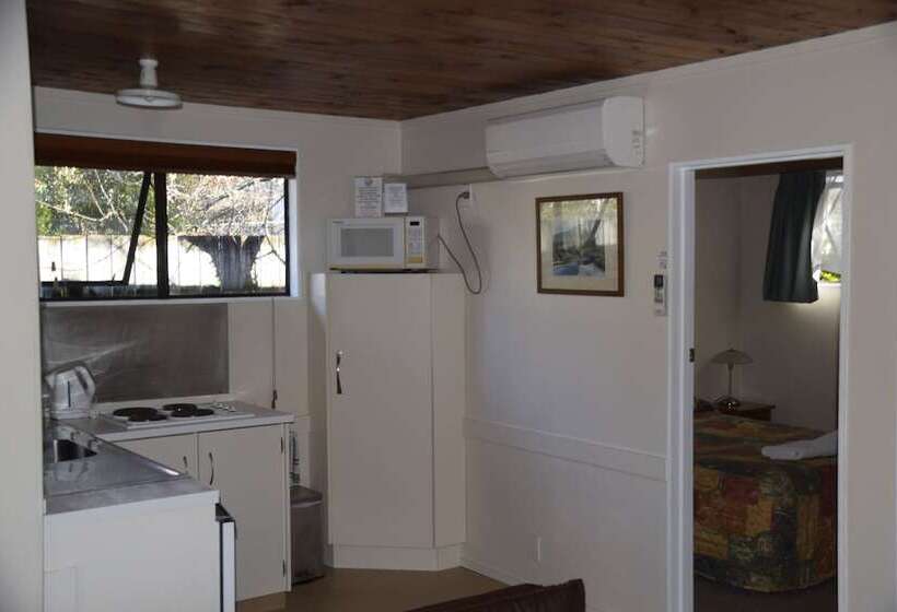 Апартаменты 2 Спальни, Judges Pool Motel Turangi