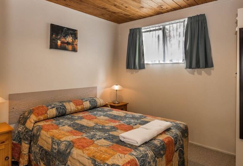 Апартаменты 2 Спальни, Judges Pool Motel Turangi