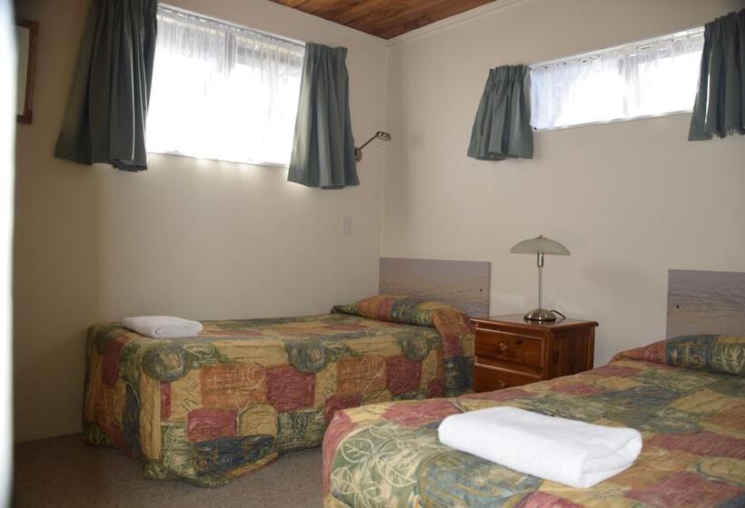 Апартаменты 2 Спальни, Judges Pool Motel Turangi