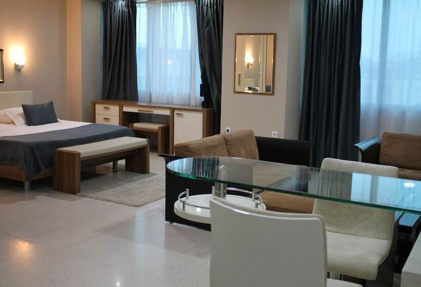 استودیوی استاندارد, Palace Appart Hôtel