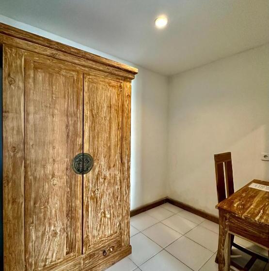 テラス付きスタンダードルーム, Lubdhaka Canggu