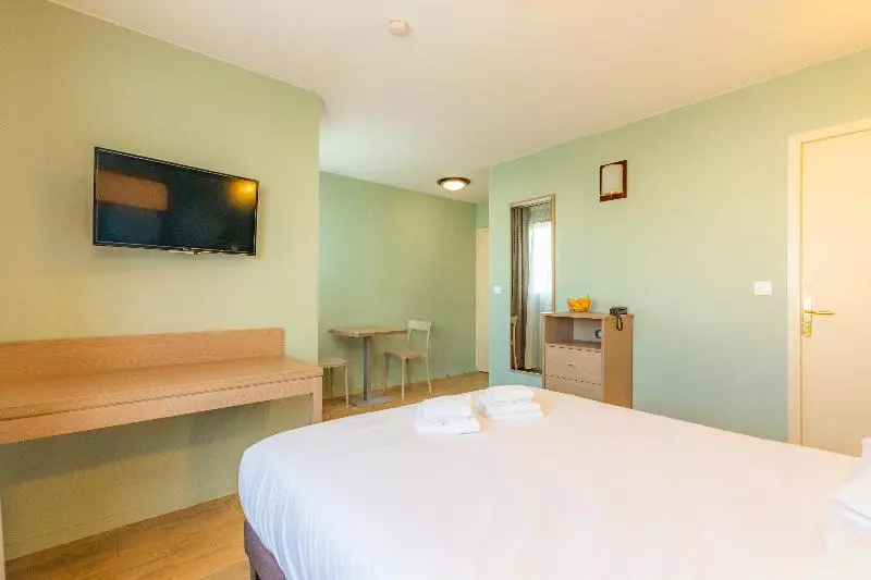 استودیوی سوپریور, Appart City Classic La Roche Sur Yon Centre